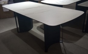 Стол RASMUS 160 TL-45 Белый мрамор, испанская керамика / черный каркас, ®DISAUR в Шадринске - shadrinsk.mebel24.online | фото 2
